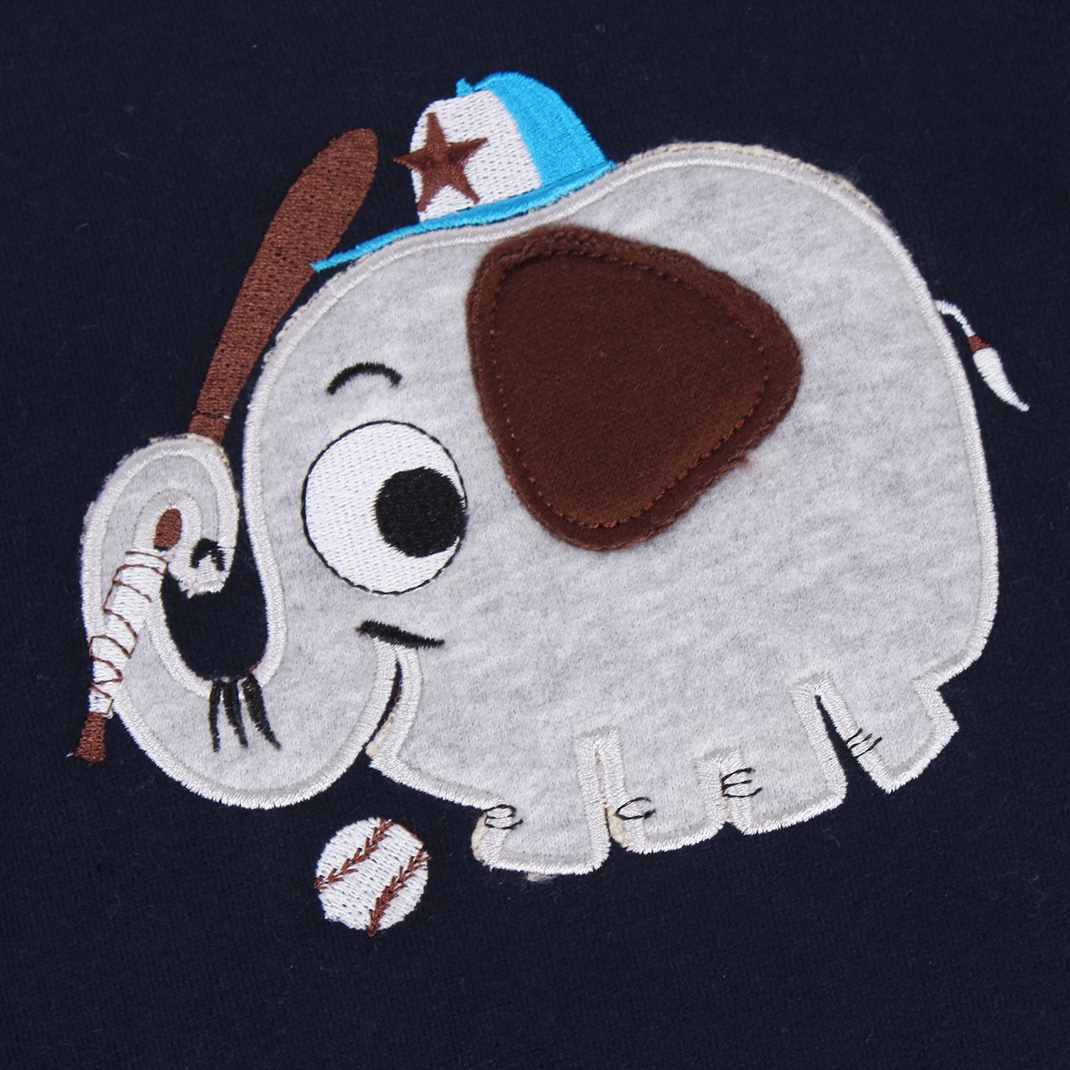 Bộ quần áo nỉ Mom's care 8566 hình 4