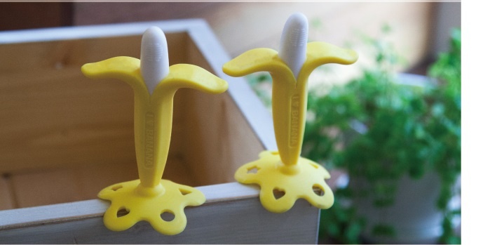 Cắn răng hình quả chuối Ange AG31 hình 3