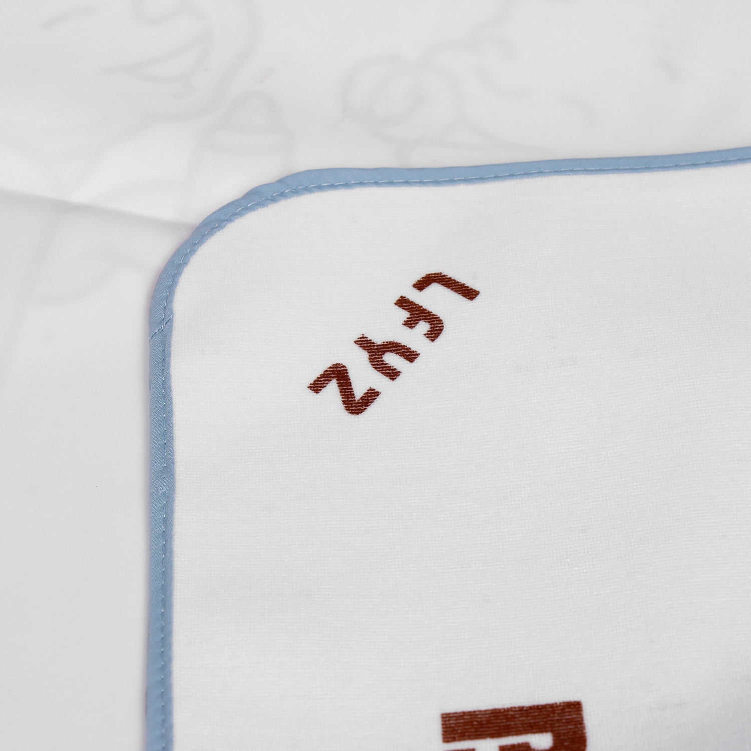 Tấm lót sơ sinh cao su to HM  hình 3