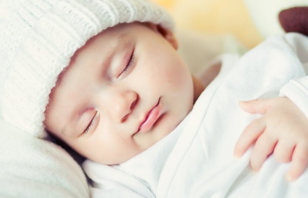 Hướng dẫn ủ ấm bé sơ sinh đúng chuẩn trong mùa đông