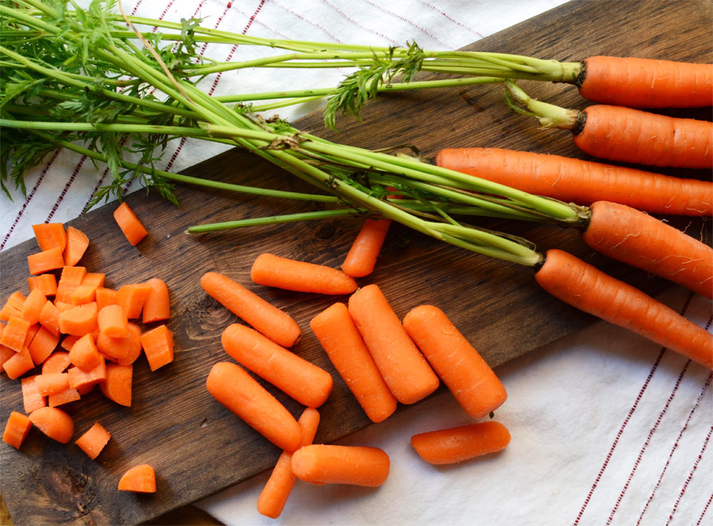 Chế biến bột rau củ ăn dặm cho bé - Cà rốt và Khoai lang
