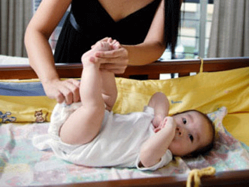 4 triệu/tháng không đủ tiền mua Bỉm Goon Nhật cho con