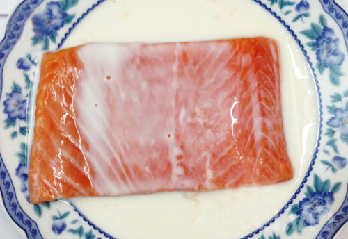 Cách làm ruốc cá hồi Nhật Bản cực ngon cho bé