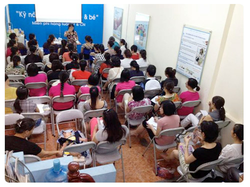 Lớp học ăn dặm miễn phí tại Kids Plaza