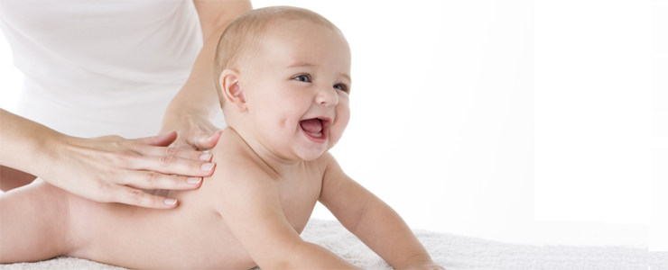 Mẹo cực hay giảm đau cho bé khi mọc răng