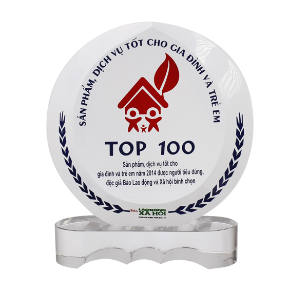 Kids Plaza đạt giải top 100 sản phẩm – dịch vụ tốt cho gia đình & trẻ em do người tiêu dùng bình chọn.
