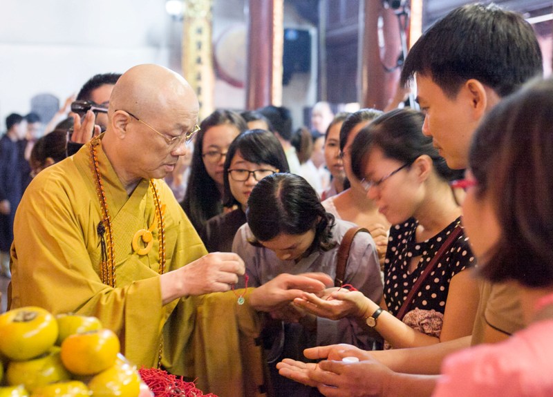 Vietnamnet: Nuôi con theo tinh thần Phật giáo