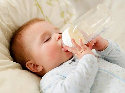bình sữa cho bé sơ sinh của nhật