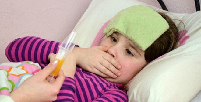 Mẹo hay cho bé uống thuốc dễ dàng