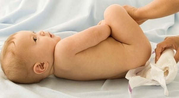 Mách mẹ cách xử lý khi bé bị tiêu chảy đúng cách