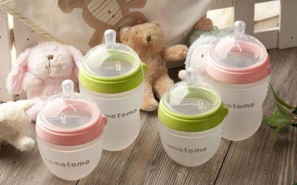 Đánh giá chất lượng bình sữa comotomo dành cho trẻ sơ sinh