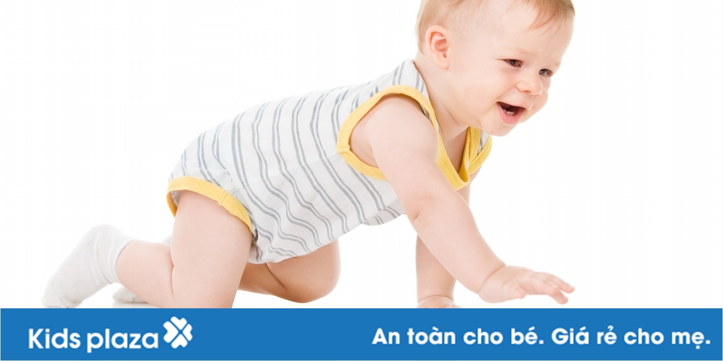 Cực kì cảnh giác khi bé biết bò