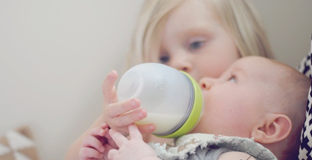 Bình sữa Comotomo chính hãng giá bao nhiêu?