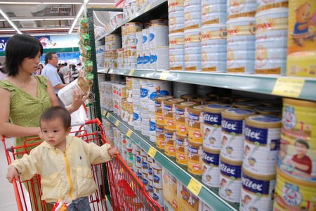 5 tiêu chí chọn sữa bột tốt cho bé