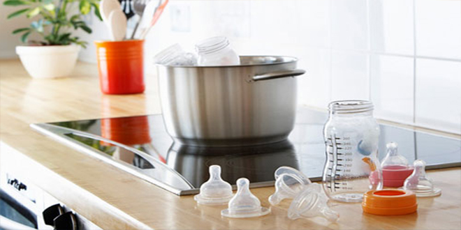 Mẹo khử sạch mùi hôi của bình sữa Comotomo lần đầu sử dụng bình sữa Comotomo