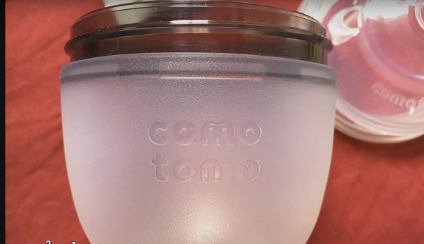 bình sữa comotomo giả