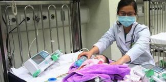 Sự thật về loại virus “lạ” tấn công khiến hàng loạt trẻ nhập viện