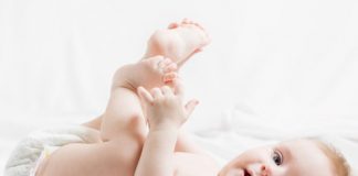 Bé bị hăm tã – Cách trị hăm tã ở trẻ sơ sinh