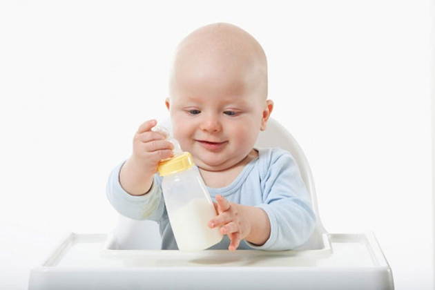 sữa tăng chiều cao cho bé dưới 1 tuổi