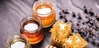 Lời khuyên của bác sĩ về thực phẩm dinh dưỡng cho bé ăn dặm theo từng độ tuổi