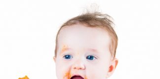 Chia sẻ lịch ăn dặm cho bé 8 tháng tuổi chi tiết nhất