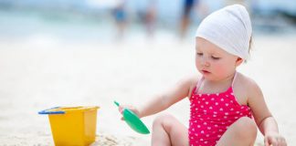 Bộ đồ chơi xúc cát cho bé đi biển Đồ chơi đi biển cho bé