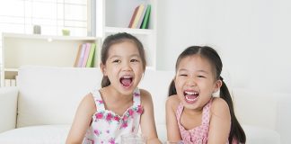 Sữa bột cho trẻ tiểu học và những vấn đề thường gặp sữa bột cho bé tiểu học