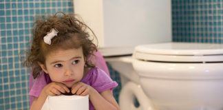 Bé uống sữa Meiji bị táo bón, tiêu chảy? Nguyên nhân và cách khắc phục uống sữa meiji bị táo bón