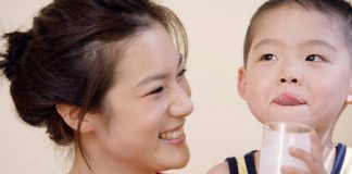 Cho Bé Uống Sữa Tươi Như Thế Nào Mới Là Đúng Cách?