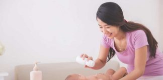 Các loại phấn rôm tốt nhất cho trẻ em 2021 Phấn rôm tốt cho trẻ em