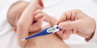 Có thể mẹ thấy khó khi lựa chọn nhiệt kế điện tử đo tai loại nào tốt cho bé?