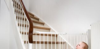 Thương hiệu chặn cầu thang trẻ em nào phổ biến?