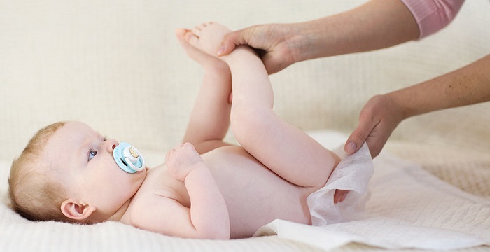 Cách đặt tấm lót sơ sinh cho trẻ sơ sinh như thế nào ?