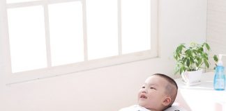 Ghế gội đầu cho bé có tốt không, có nên dùng hay không?