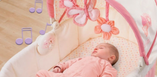 Có nên cho trẻ sơ sinh nằm giường cũi hay không?