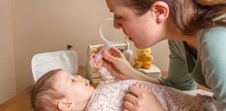 Dụng cụ hút mũi cho trẻ sơ sinh Farlin dùng có tốt không?