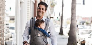 Chia sẻ kinh nghiệm chọn địu ngồi cho bé theo tháng tuổi Địu ngồi cho bé mấy tháng