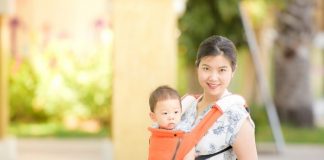Khi nào thì ba mẹ nên dùng địu cho bé ? Khi nào dùng địu cho bé
