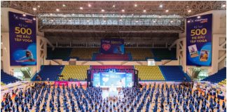 Kids Plaza tổ chức sự kiện 500 mẹ bầu tập yoga xác lập kỷ lục Việt Nam