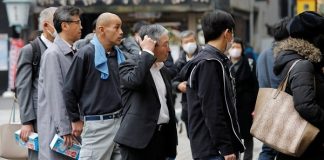 Vì sao nam giới dễ nhiễm virus corona hơn nữ giới ?