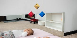 Top 4 món đồ chơi kích thích thị giác trẻ sơ sinh