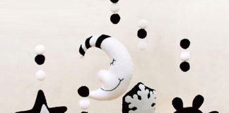 Lợi ích của bộ đồ chơi đen trắng cho trẻ sơ sinh