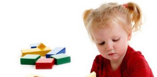 Danh sách 6+ đồ chơi gỗ thông minh cho bé 2 tuổi không nên bỏ qua