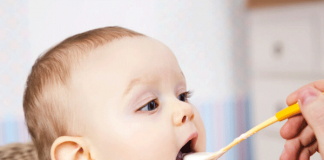 Cách làm bột ăn dặm giàu dinh dưỡng cho bé ngay tại nhà