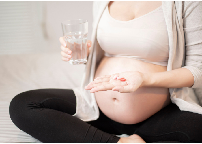 Những lưu ý cho bà bầu khi uống vitamin
