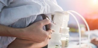 So sánh máy hút sữa Real Bubee và Ichiko Nhật Bản