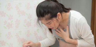 Mẹ bầu bị ngộ độc thực phẩm phải xử lý thế nào?