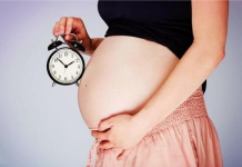 Có nên chọn ngày giờ sinh mổ không? Chia sẻ từ các chuyên gia