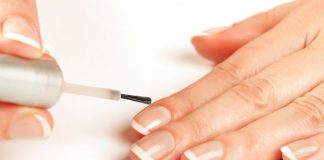 Bà bầu có được sơn móng tay không? Tác hại bà bầu không thể ngờ