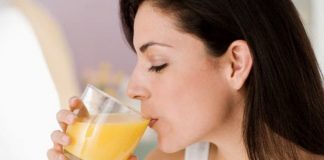 Mẹ sau sinh có uống được tinh bột nghệ? Bí quyết phục hồi sức khỏe và nhan sắc sau-sinh-bao-lau-uong-duoc-tinh-bot-nghe-2